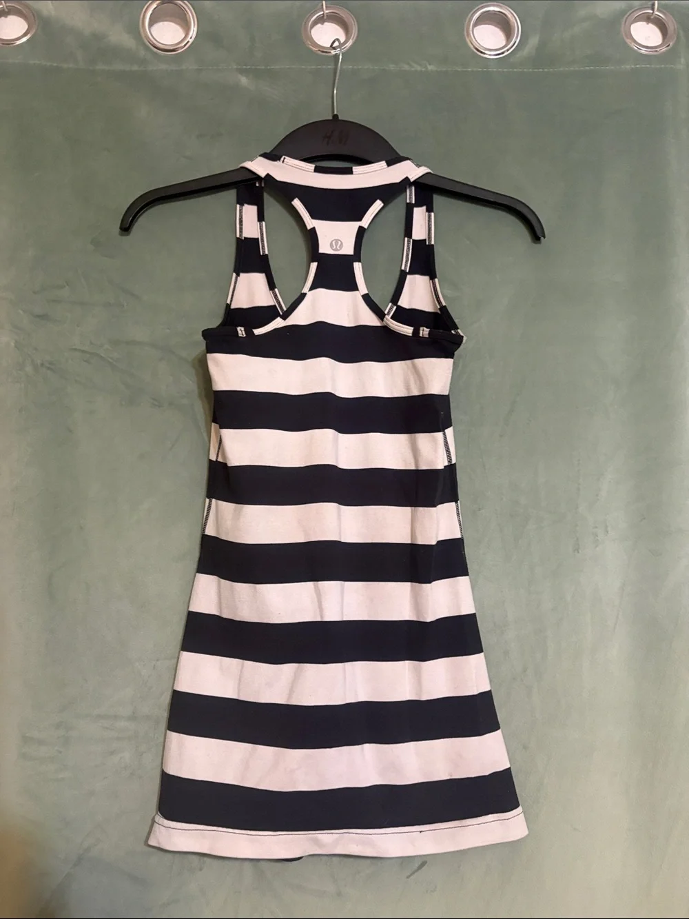 Lululemon Black & White Striped Racerback Tank 🌵
